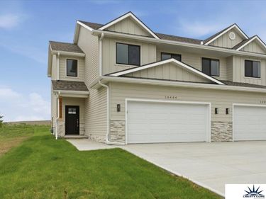16404 Sumac Street , Bennington, NE 68007