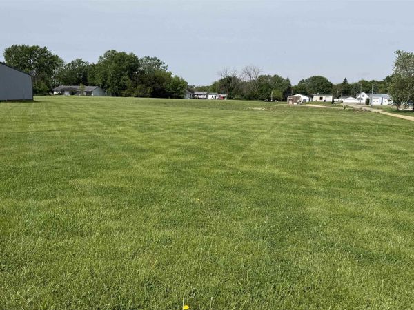 1102 1st Ave SE , Oelwein, IA 50662