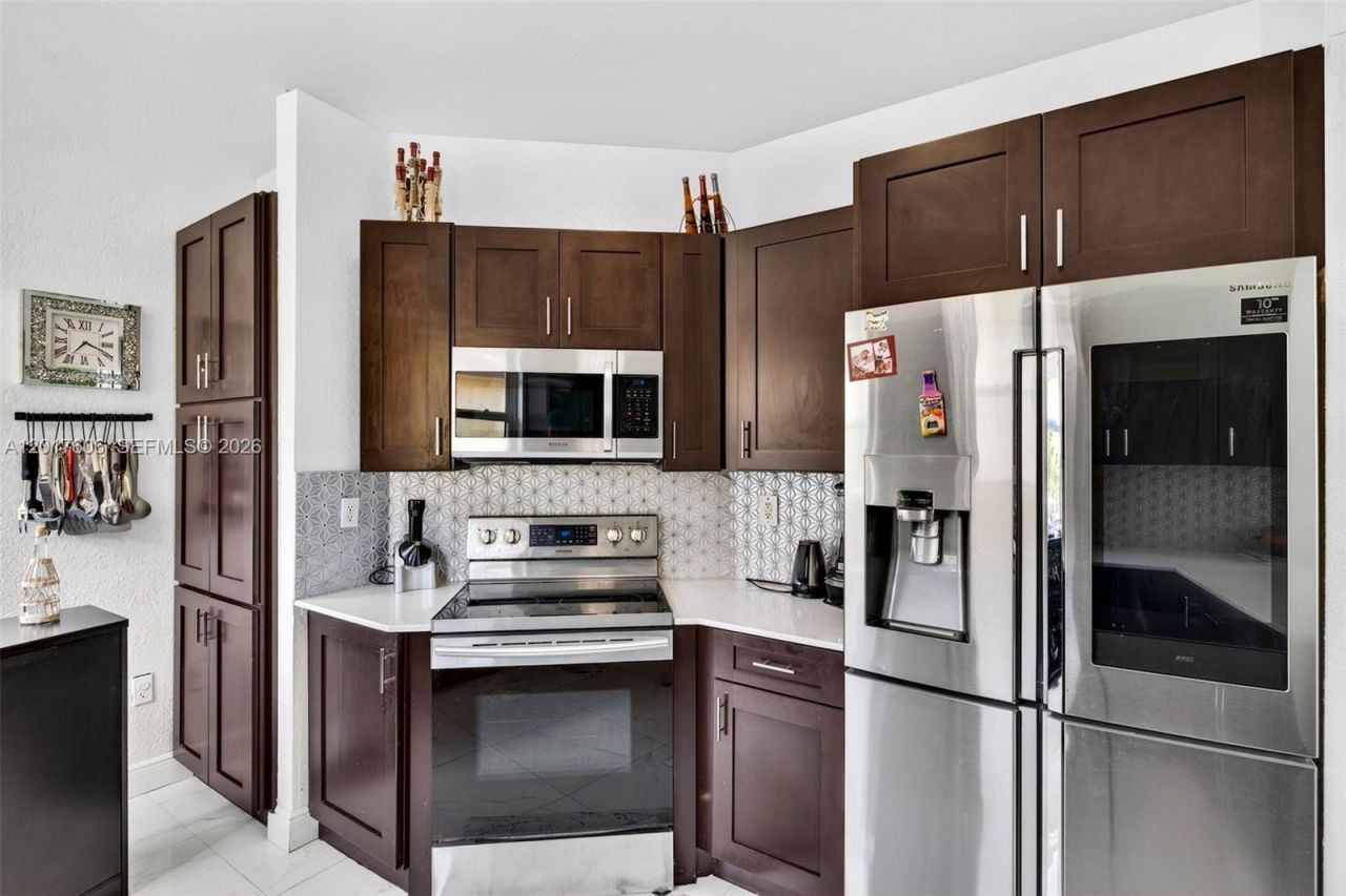 13337 SW 52nd St, Miramar, FL 33027 Photo