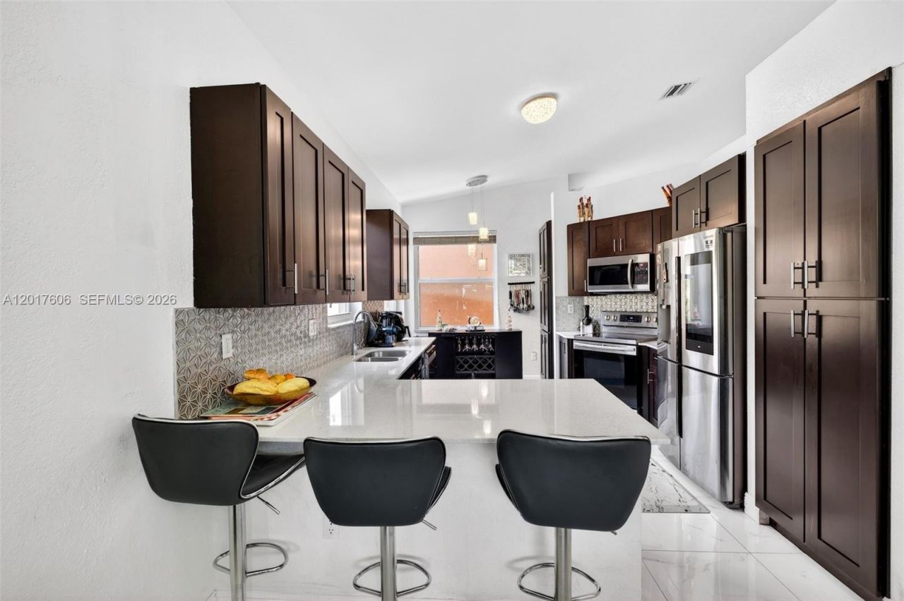 13337 SW 52nd St, Miramar, FL 33027 Photo