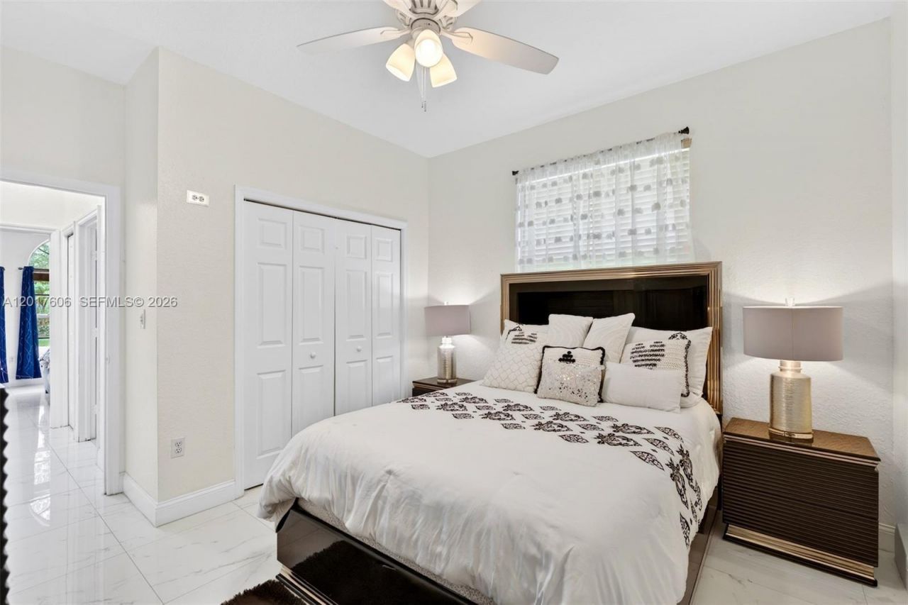 13337 SW 52nd St, Miramar, FL 33027 Photo