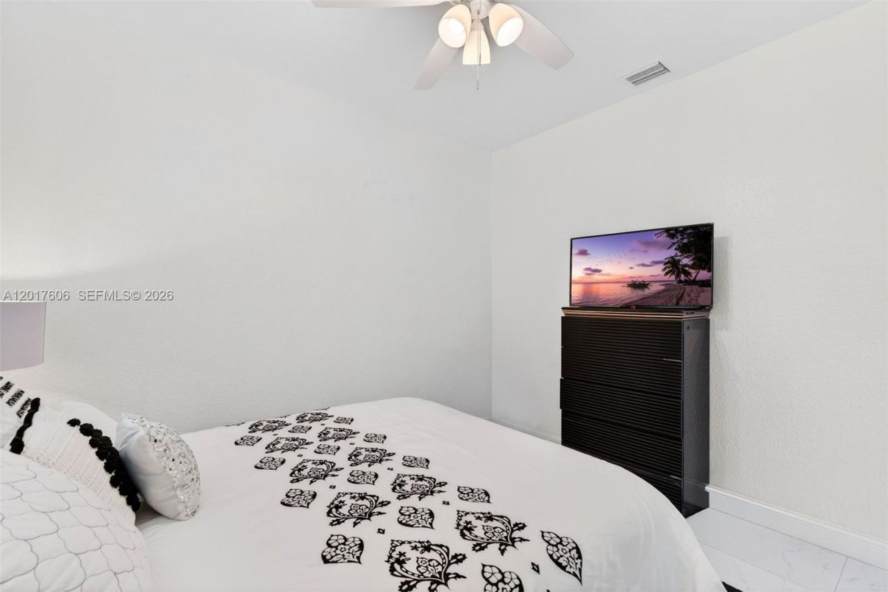 13337 SW 52nd St, Miramar, FL 33027 Photo
