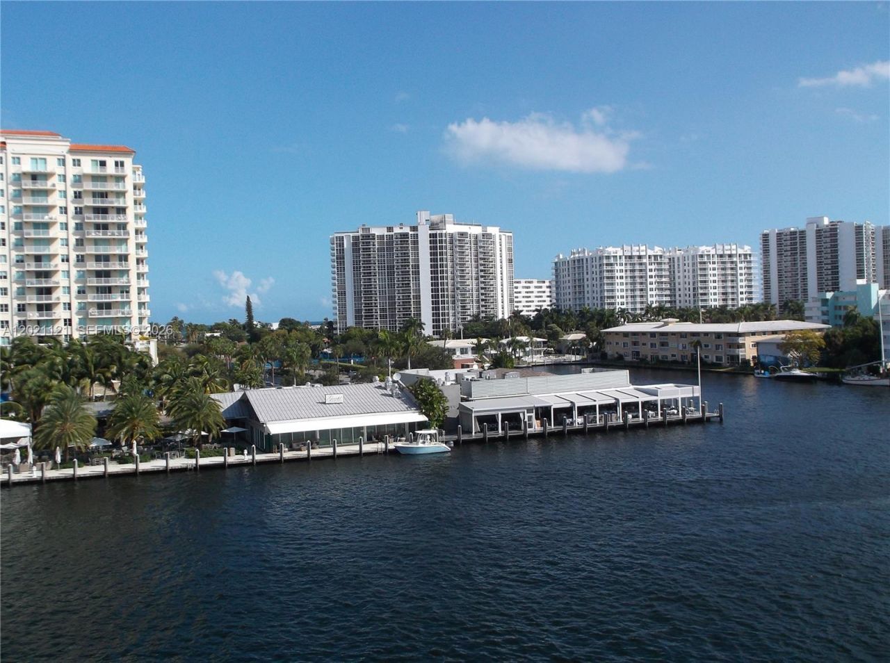 2900 NE 30th St , Unit H6, Fort Lauderdale, FL 33306 Photo