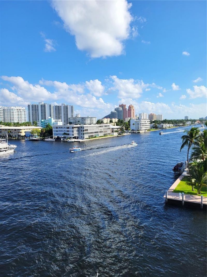 2900 NE 30th St , Unit H6, Fort Lauderdale, FL 33306 Photo