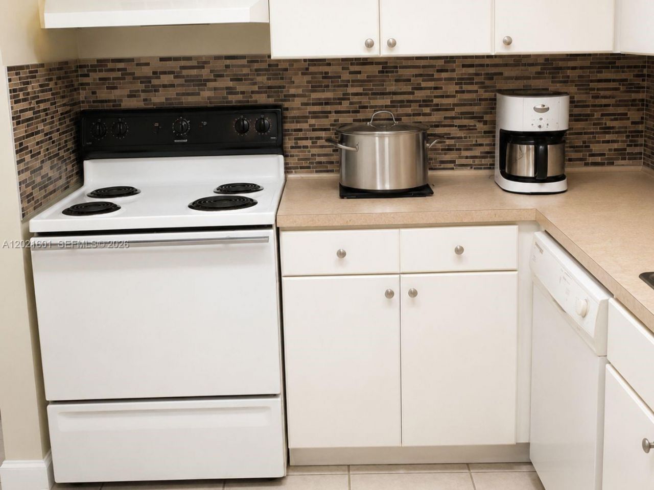 8650 SW 109th Ave , Unit 3-223, Miami, FL 33173 Photo