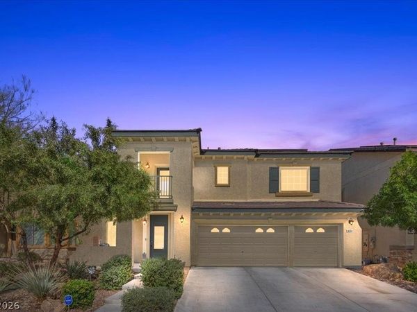 8224 Sawmill Falls Street , North Las Vegas, NV 89085