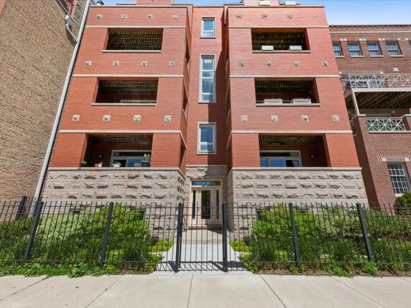 1654 W AUGUSTA Boulevard, Unit 2E, Chicago, IL 60622