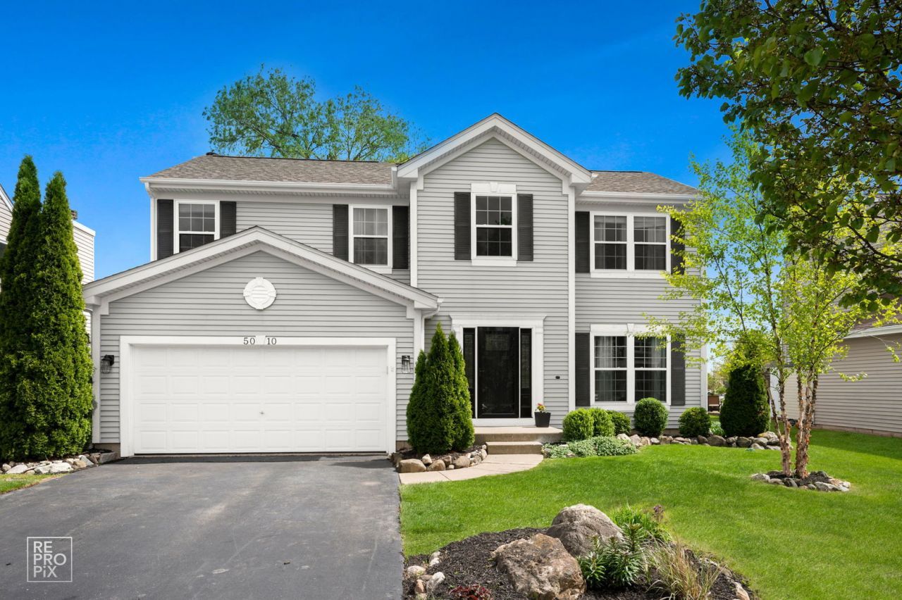 5010 Thistle Lane, Lake in the Hills, IL 60156 Main Photo