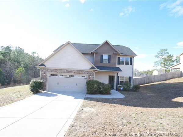 250 High Leaf Drive , Raeford, NC 28376