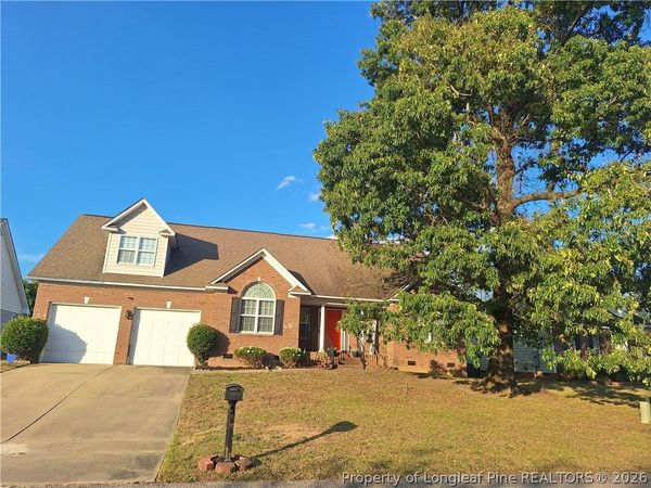 1941 Abbeydale Lane , Fayetteville, NC 28304