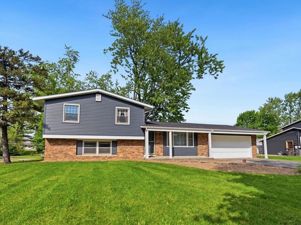816 Blake Drive, Fort Wayne, IN 46804