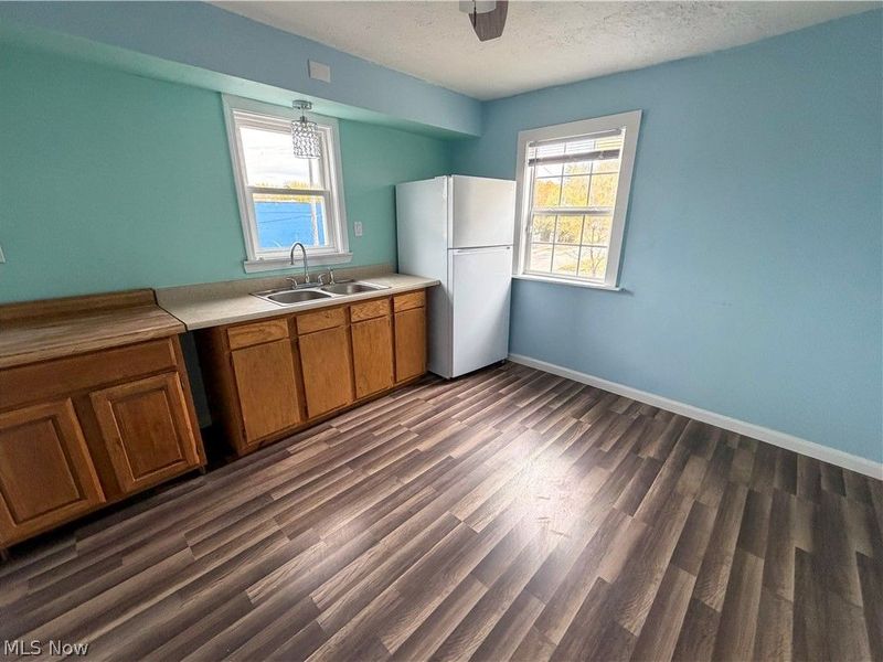 2405 Youngstown Road SE, Warren, OH 44484 Photo 30
