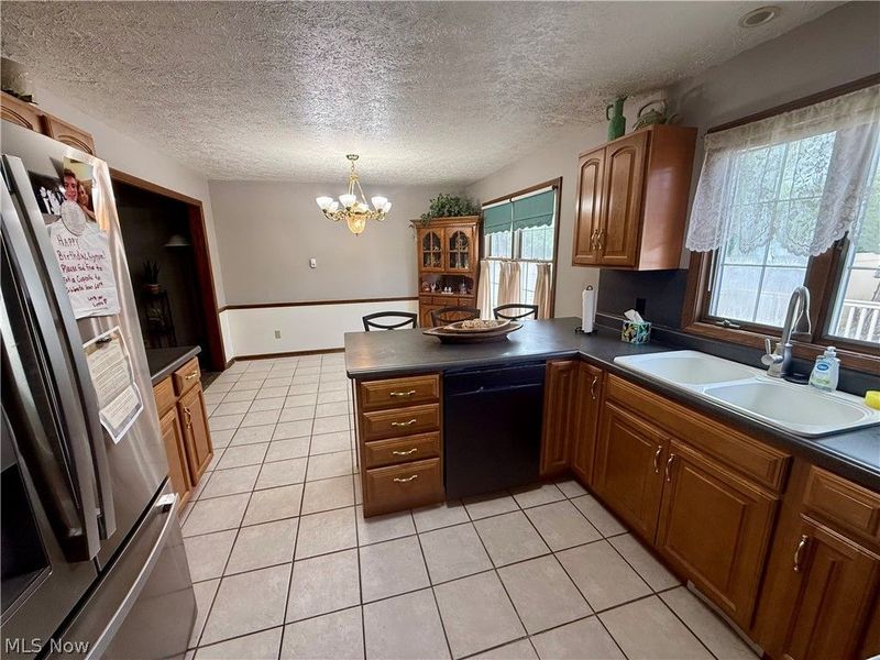 5520 Sharon Drive, Youngstown, OH 44512 Photo 8