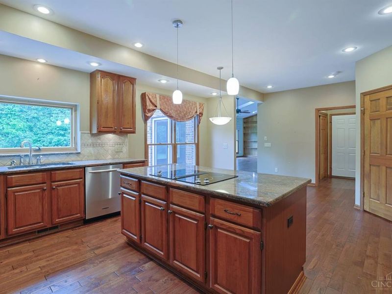 7939 Woodglen Drive, West Chester, OH 45069 Photo 16
