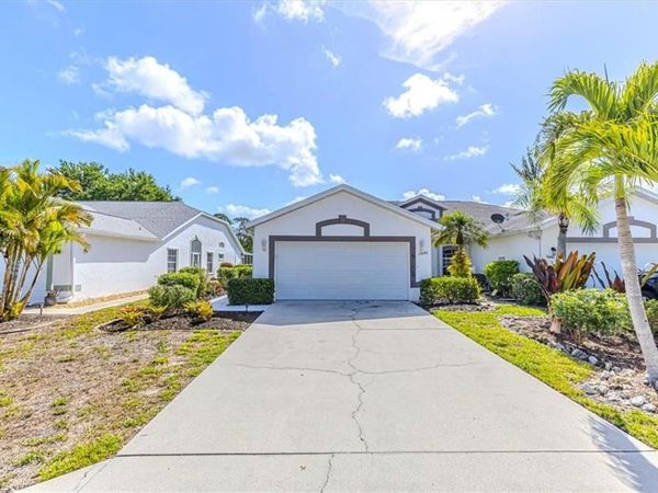 5446 Whitten DR , Unit 19, NAPLES, FL 34104