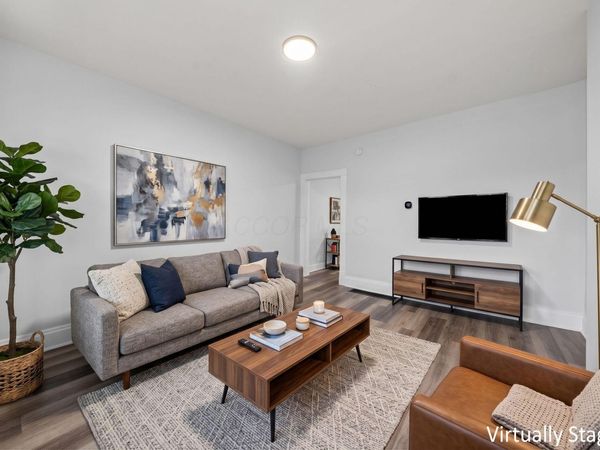 536 W Town Street , Columbus, OH 43215