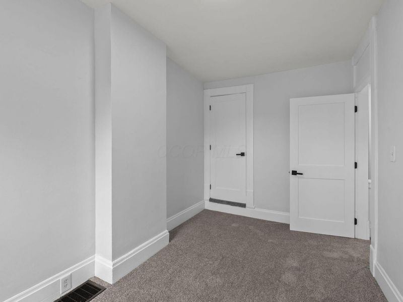 536 W Town Street , Columbus, OH 43215 Photo 18