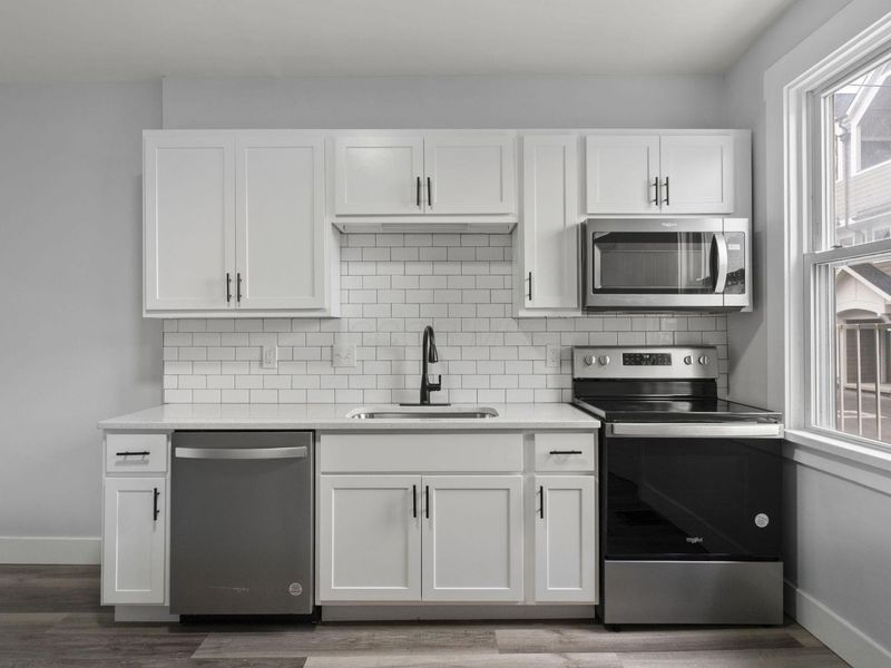 536 W Town Street , Columbus, OH 43215 Photo 9