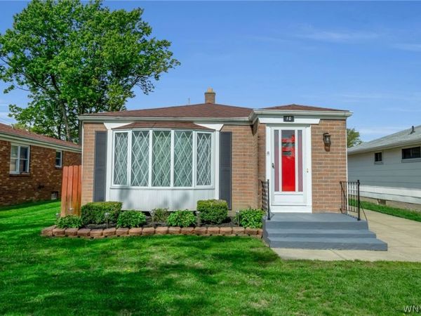 10 Alberta Drive , Buffalo, NY 14226