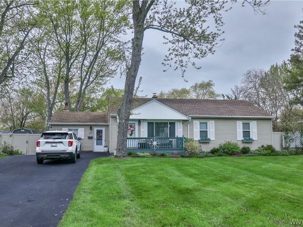 277 Elm Street, Youngstown, NY 14174
