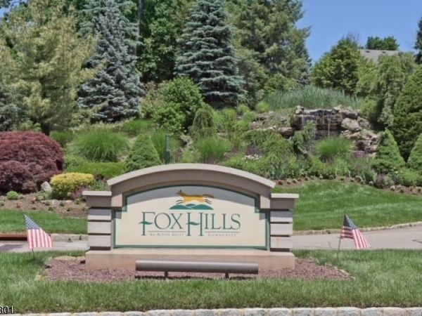 3227 Franklin Ln, Rockaway, NJ 07866