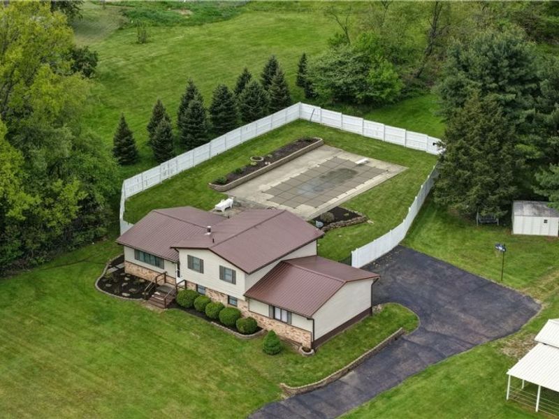 9316 Baer Road , Marshallville, OH 44645 Photo 5