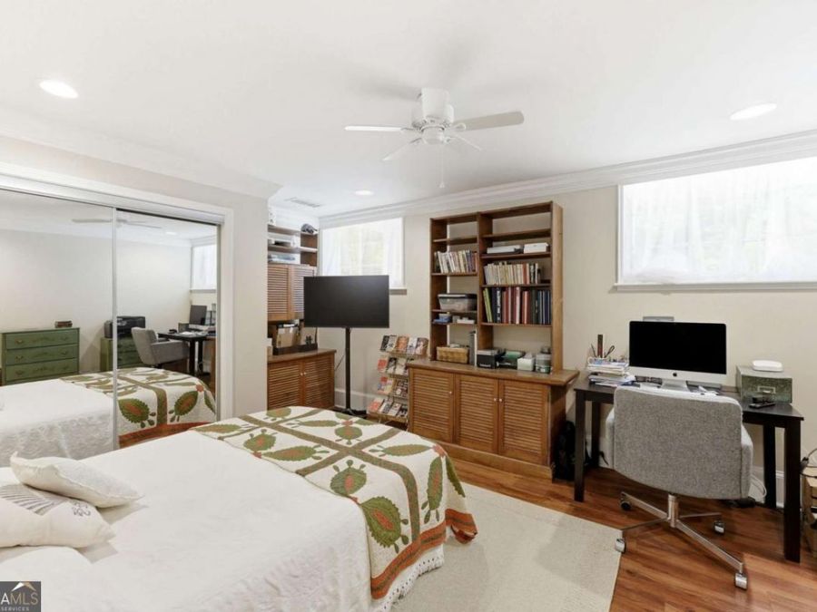 Property Image 38
