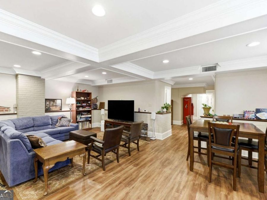 Property Image 40
