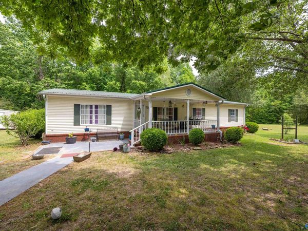 804 Bexar Avenue W, Hamilton, AL 35570