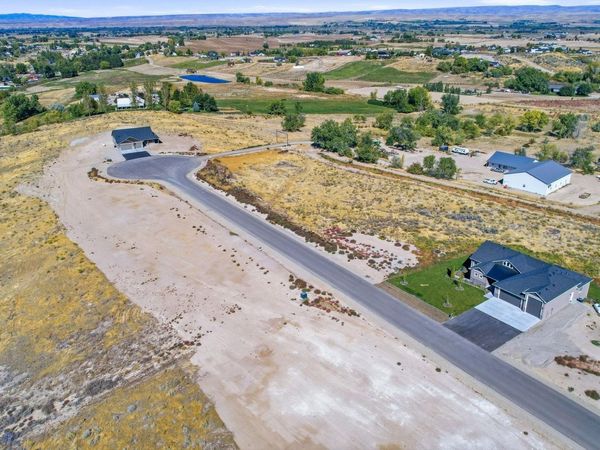 3288 Fly By Rd, New Plymouth, ID 83655