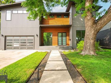 8546 Glencrest Lane, Dallas, TX 75209