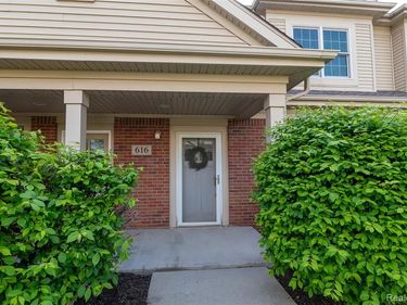 616 Superior Boulevard , Wyandotte, MI 48192