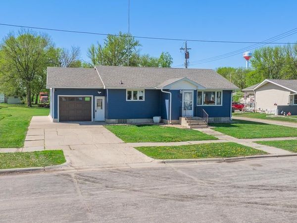 30 3rd Avenue W, Echo, MN 56237