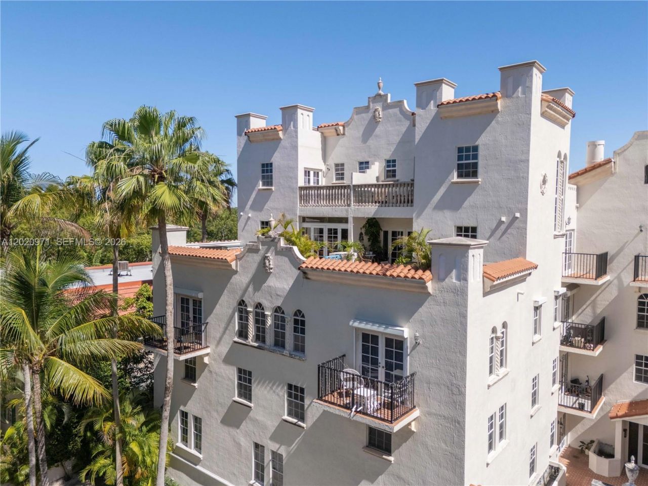 323 Navarre Ave , Unit 403, Coral Gables, FL 33134 Photo
