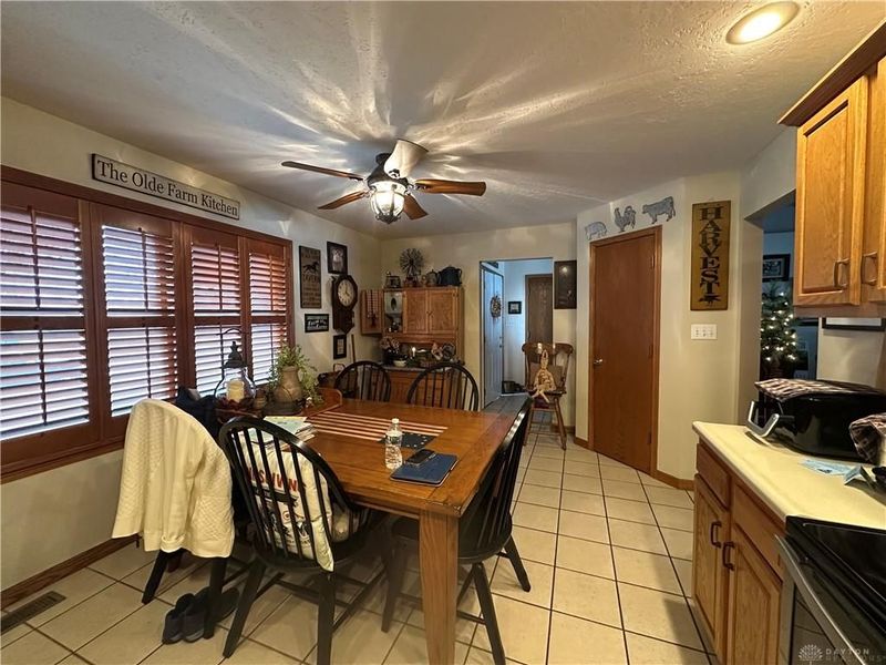 918 Stratford Drive, Greenville, OH 45331 Photo 12