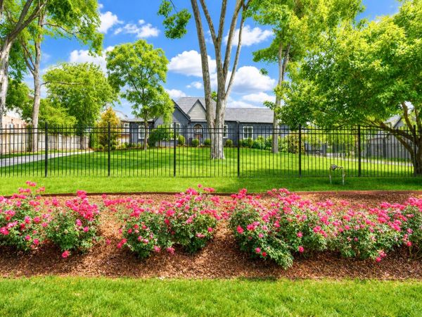 2012 Cedar Ln , Nashville, TN 37212