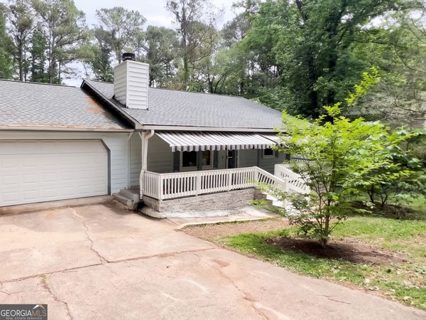 119 Wildwood Rd., Stockbridge, GA 30281