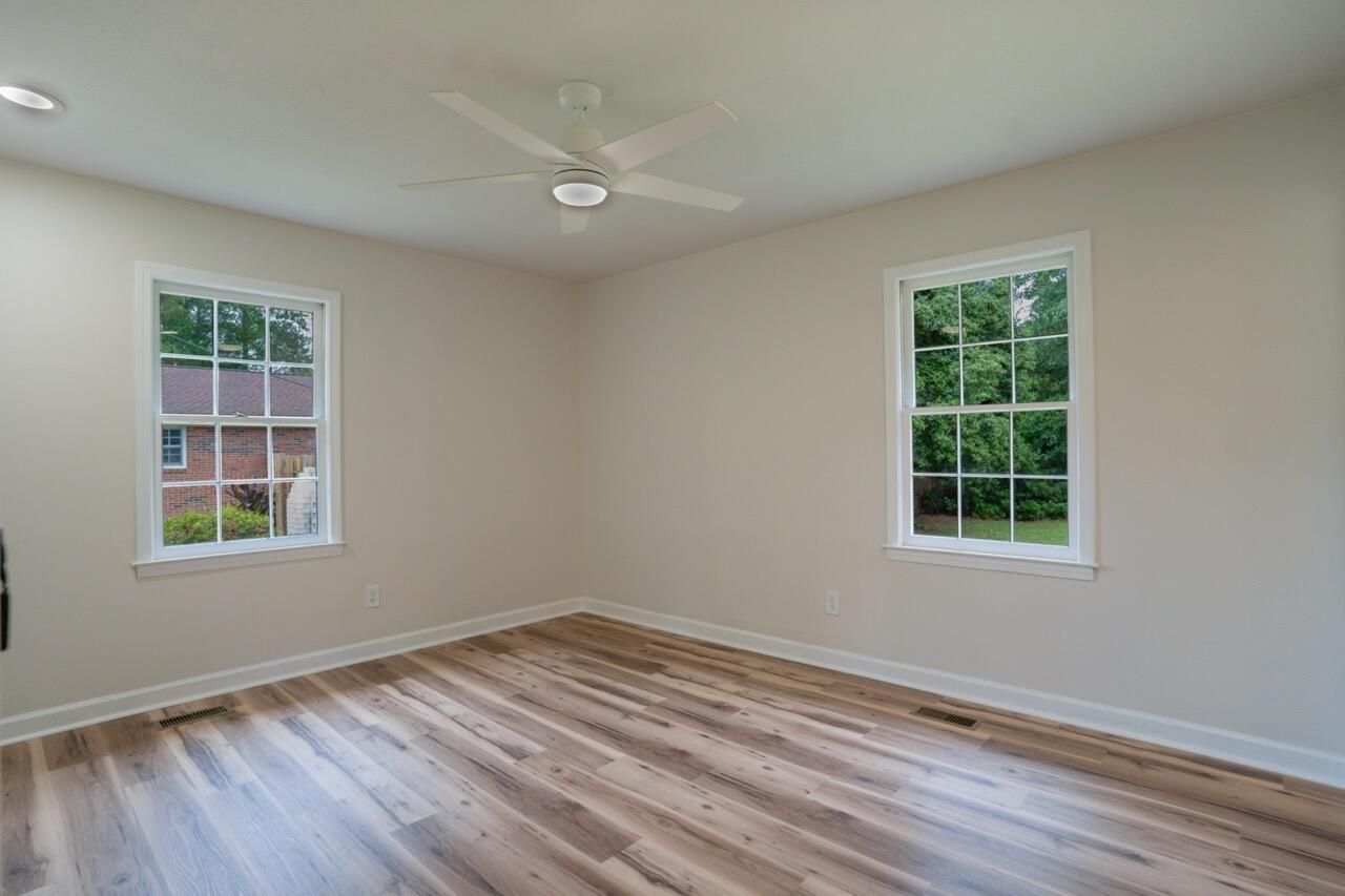 412 Tulip Drive Photo 27