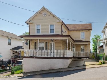43 Rice Avenue, Edwardsville, PA 18704