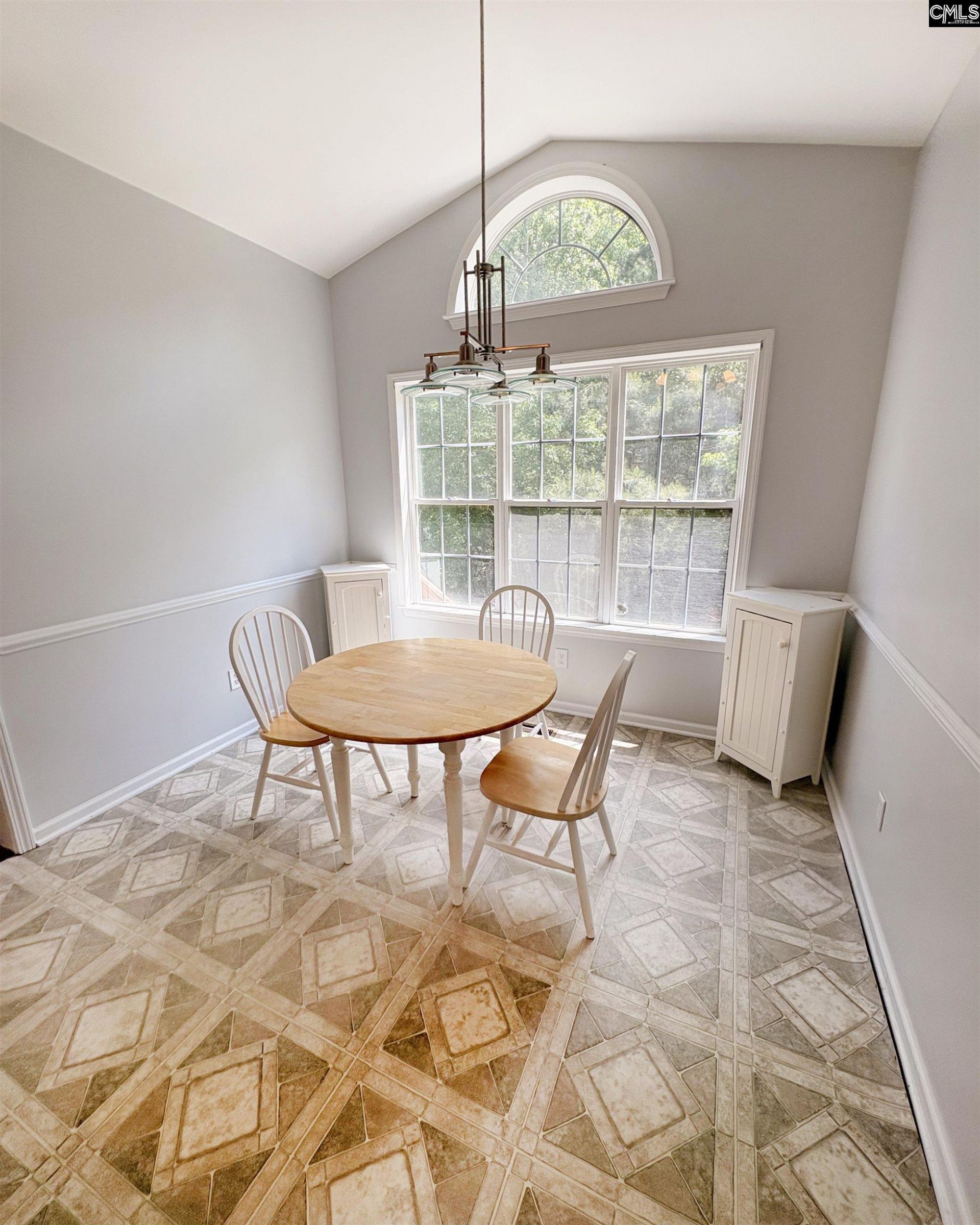44 Hampton Springs Court  Photo 10