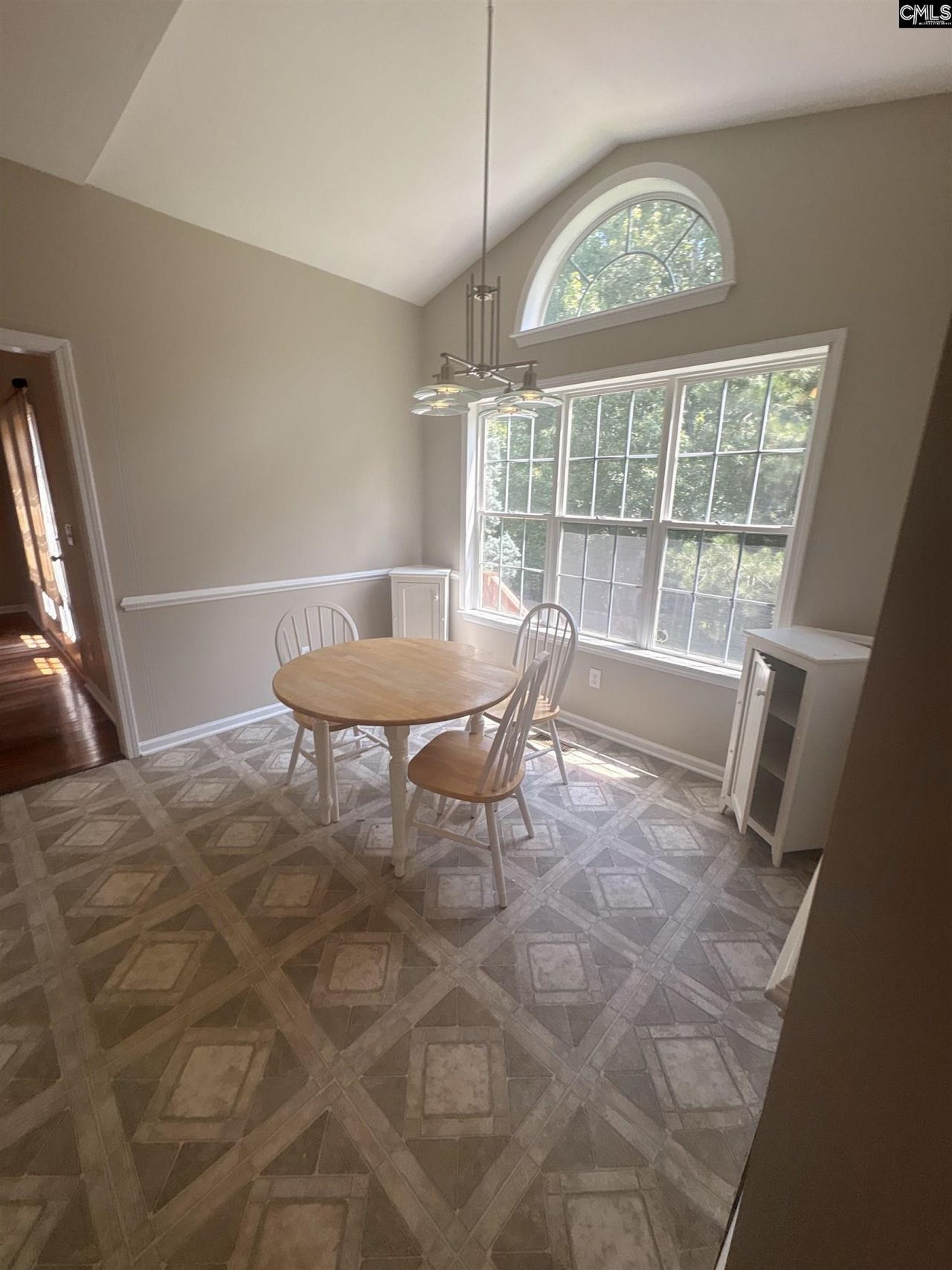 44 Hampton Springs Court Photo 8