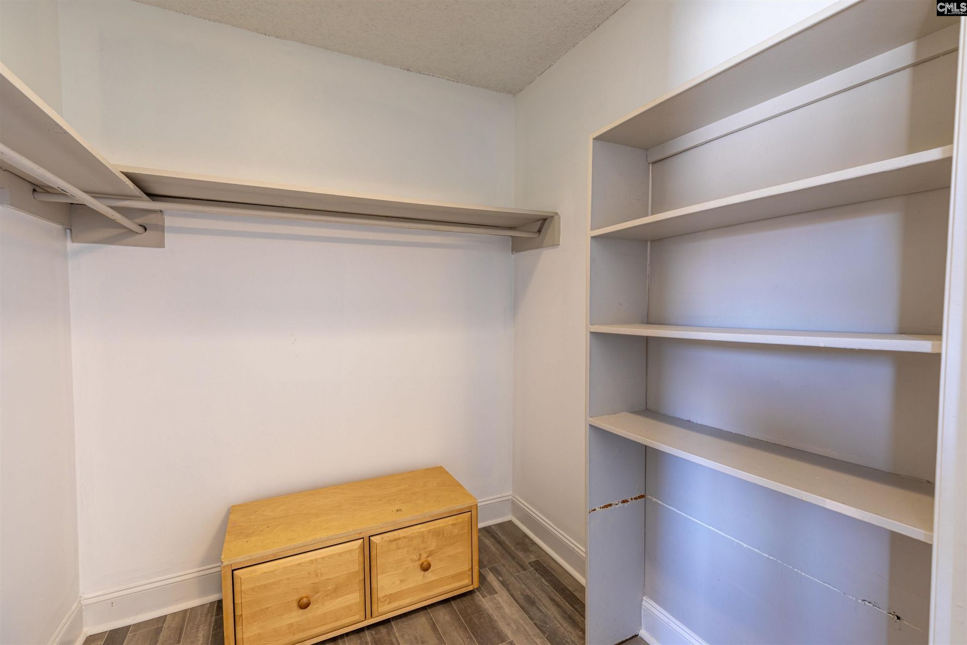 108 Lionsgate Drive Photo 15