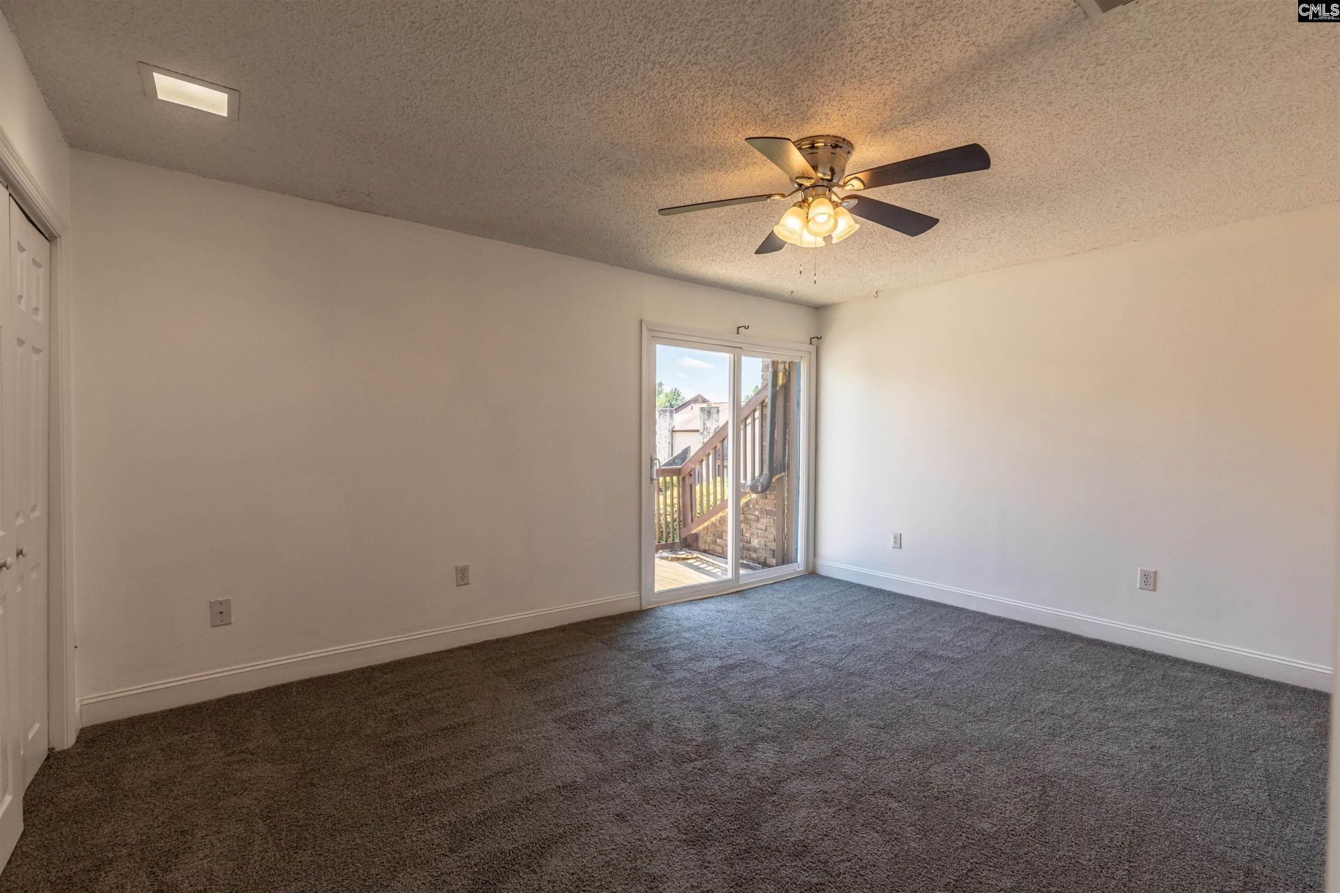 108 Lionsgate Drive Photo 19