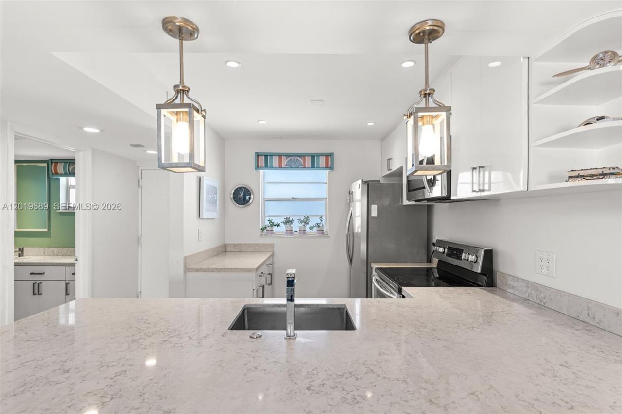 855 Euclid Ave , Unit 402, Miami Beach, FL 33139 Photo