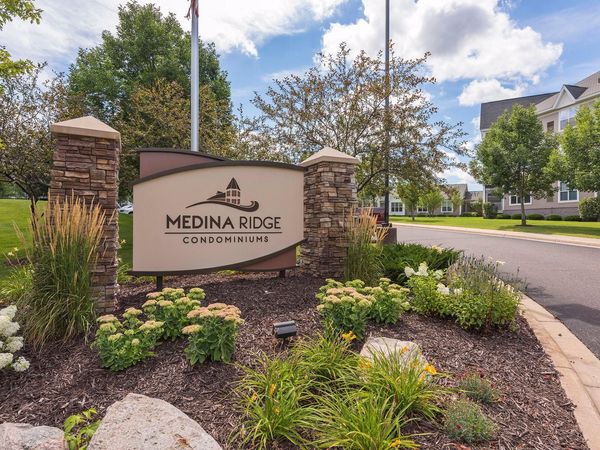 100 Clydesdale Trail, Unit 101, Medina, MN 55340