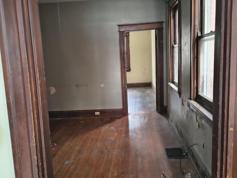 118 E 24th Street E, Covington, KY 41014 Photo 3