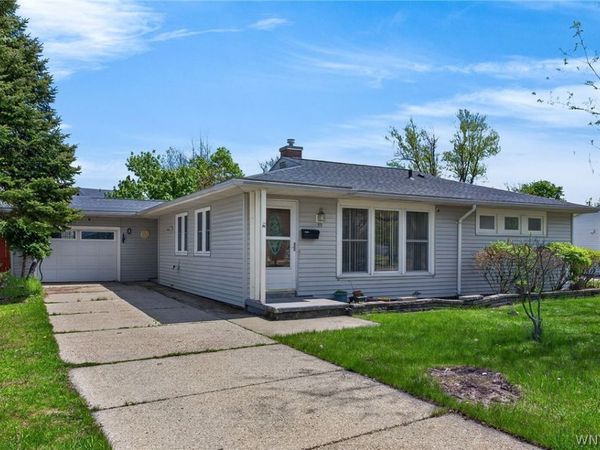 39 Mapleview Drive , Buffalo, NY 14226