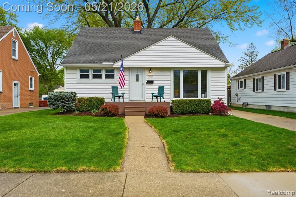 355 Gargantua Avenue , Clawson, MI 48017 Main Photo