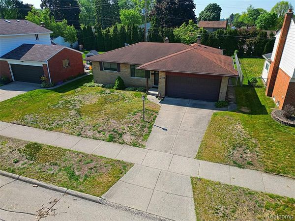 38011 Ross Street , Livonia, MI 48154