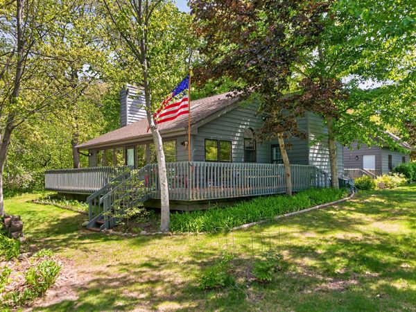 1110 White Pine Drive , Dixon, IL 61021